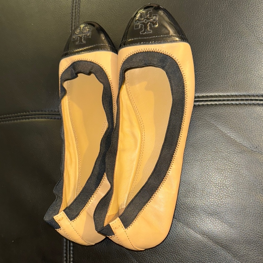 Tory Burch Tan and Black Ballet Flats